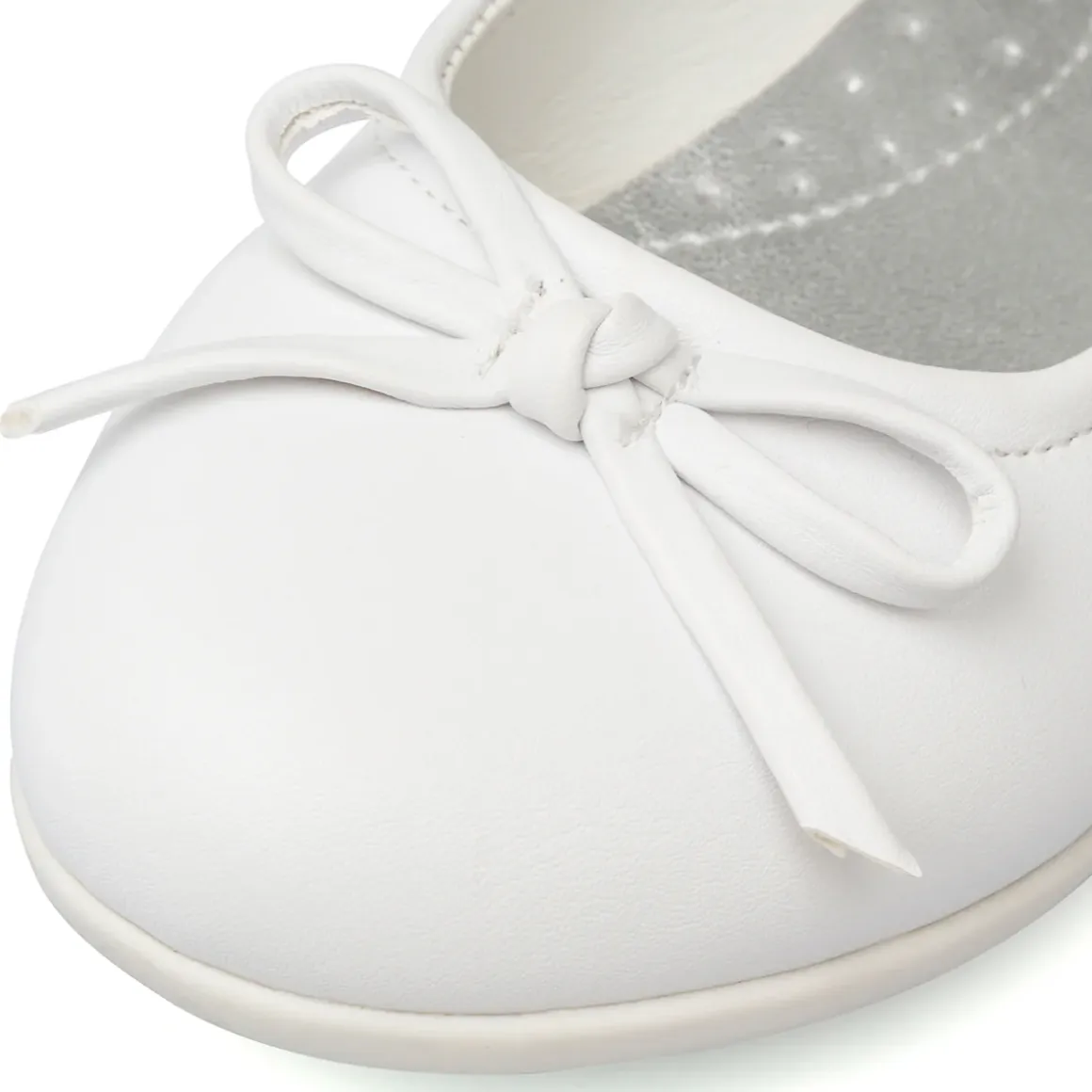 Ballerine bianche da bambina con cinturino e dettagli Dieci Baci