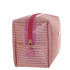 Beauty case rosa con effetto metallizzato Camomilla Milano