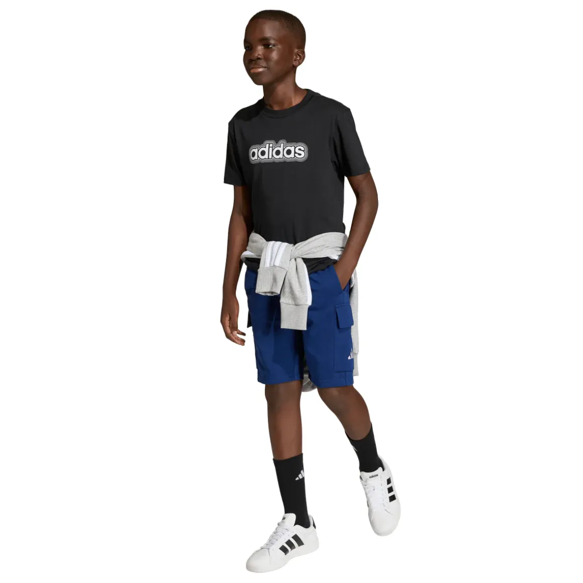 Bermuda sportivi blu da Bambino con tasconi cargo e coulisse adidas