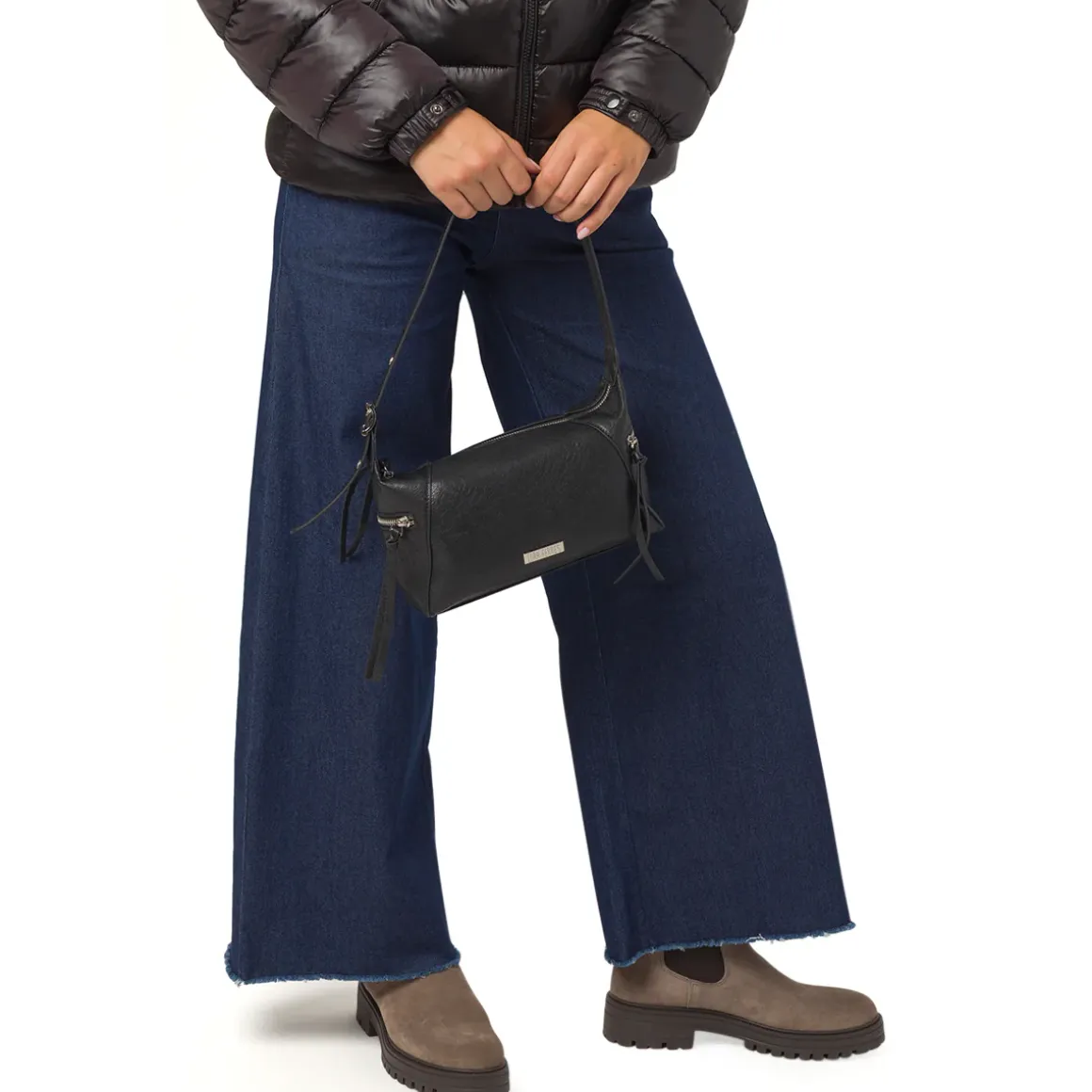 Borsa a spalla nera da Donna Lora Ferres