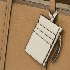 Borsa Donna Marrone con porta tessere a contrasto Lora Ferres