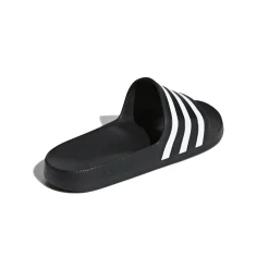 Ciabatte nere in gomma da uomo con logo a contrasto adidas Adilette Aqua