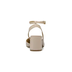 Décolleté da donna beige con punta e tacco a colonna 7 cm Lora Ferres