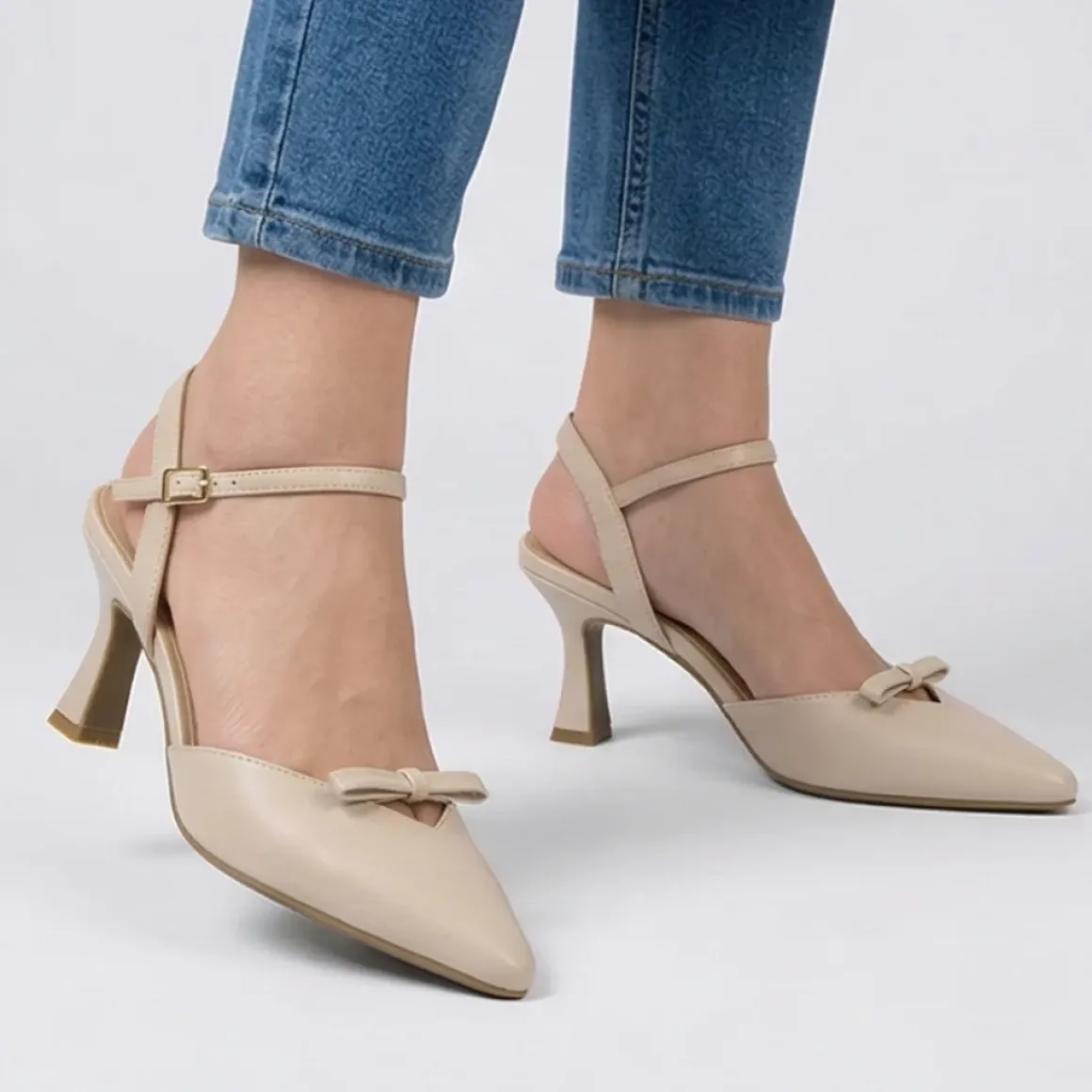 Décolleté da donna beige con tacco rocchetto 7,5 cm e fiocco Swish Jeans