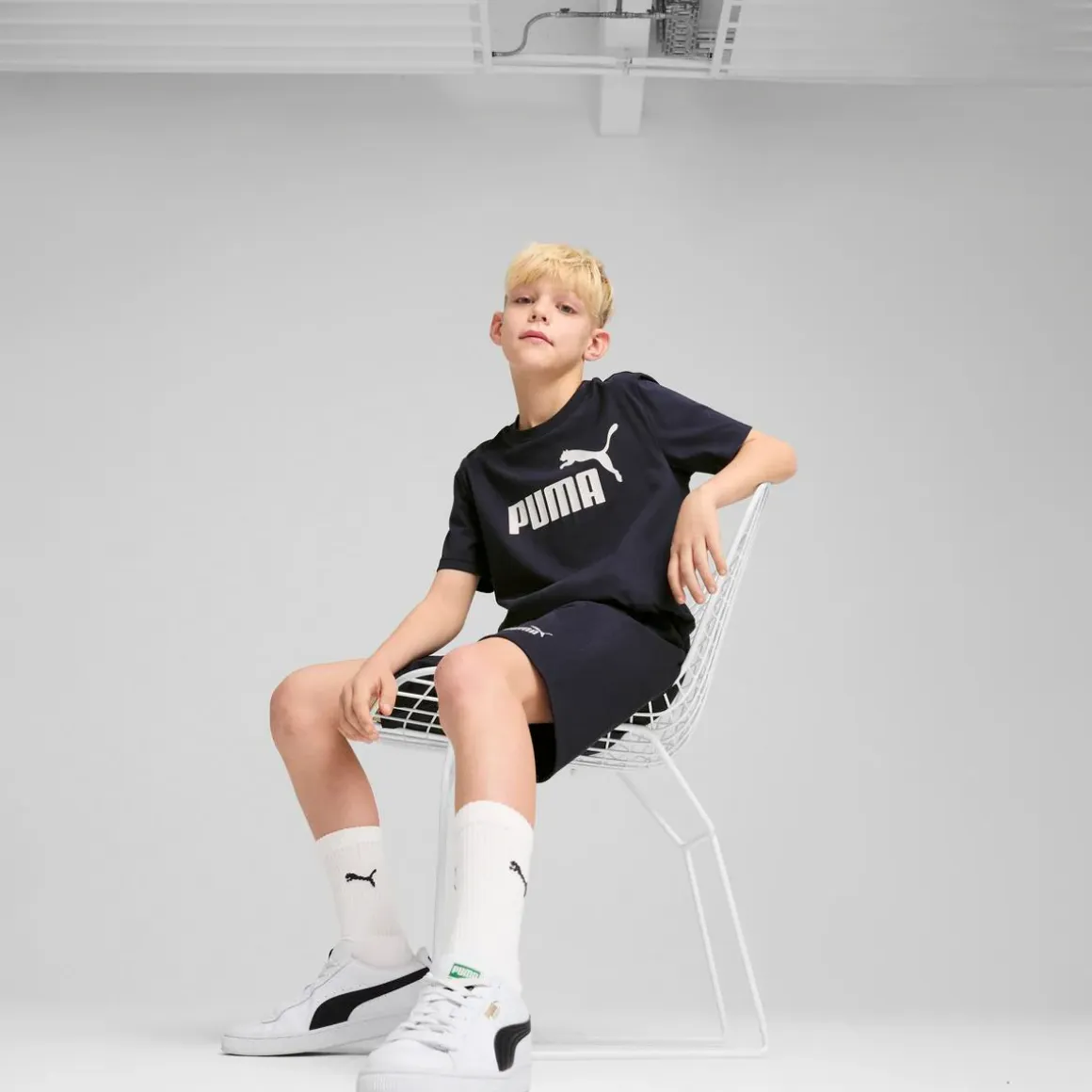 Pantaloncini da bambino e ragazzo neri con vita elasticizzata Puma