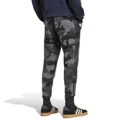 Pantaloni da uomo Seasonal Essentials Camouflage adidas