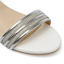 Sandali Bianchi da Bambina con fascia decorata con strass Dieci Baci