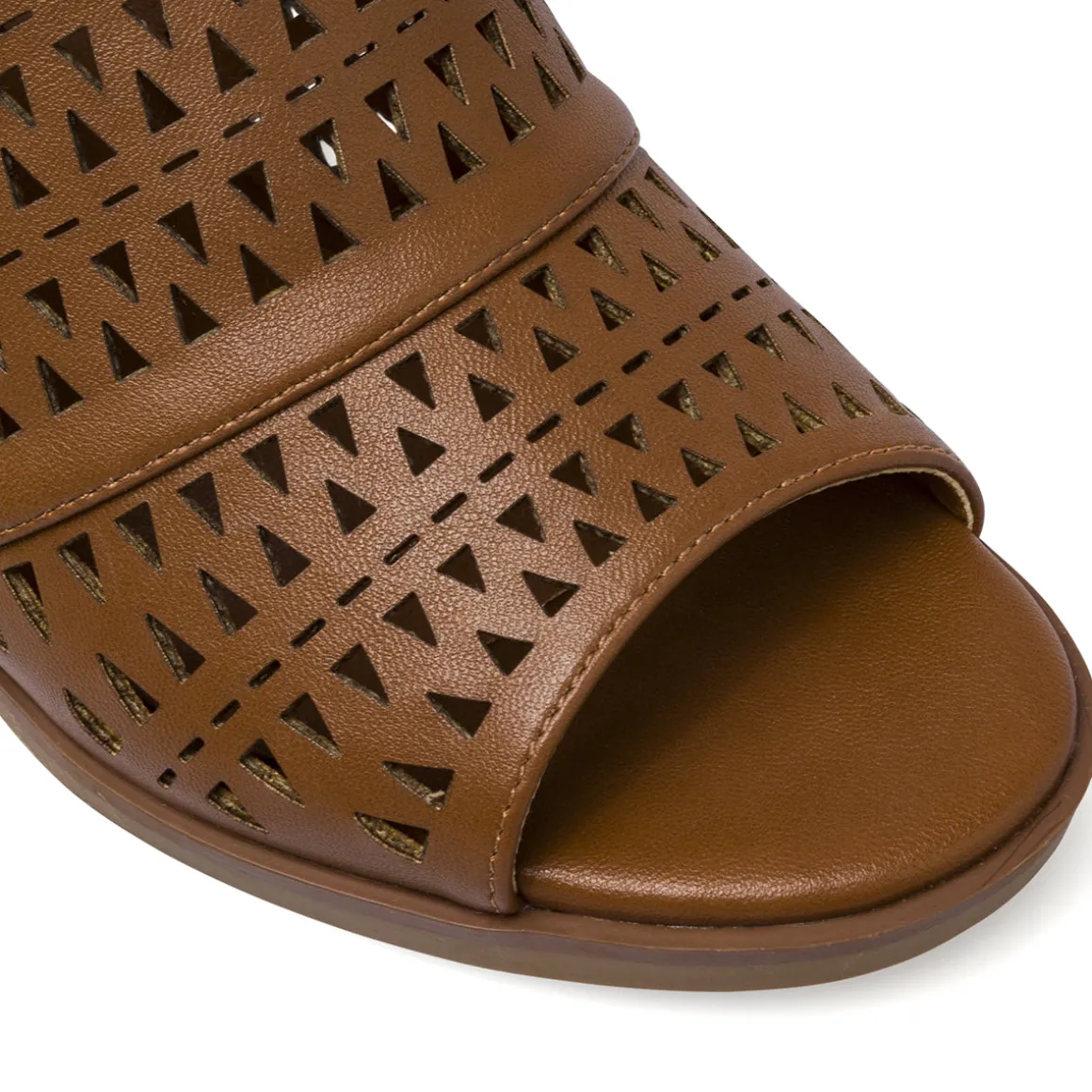 Sandali Donna marroni traforati con tacco 6,5 cm Lora Ferres