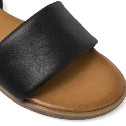 Sandali Flat Donna Neri con cinturino elastico Primopiano