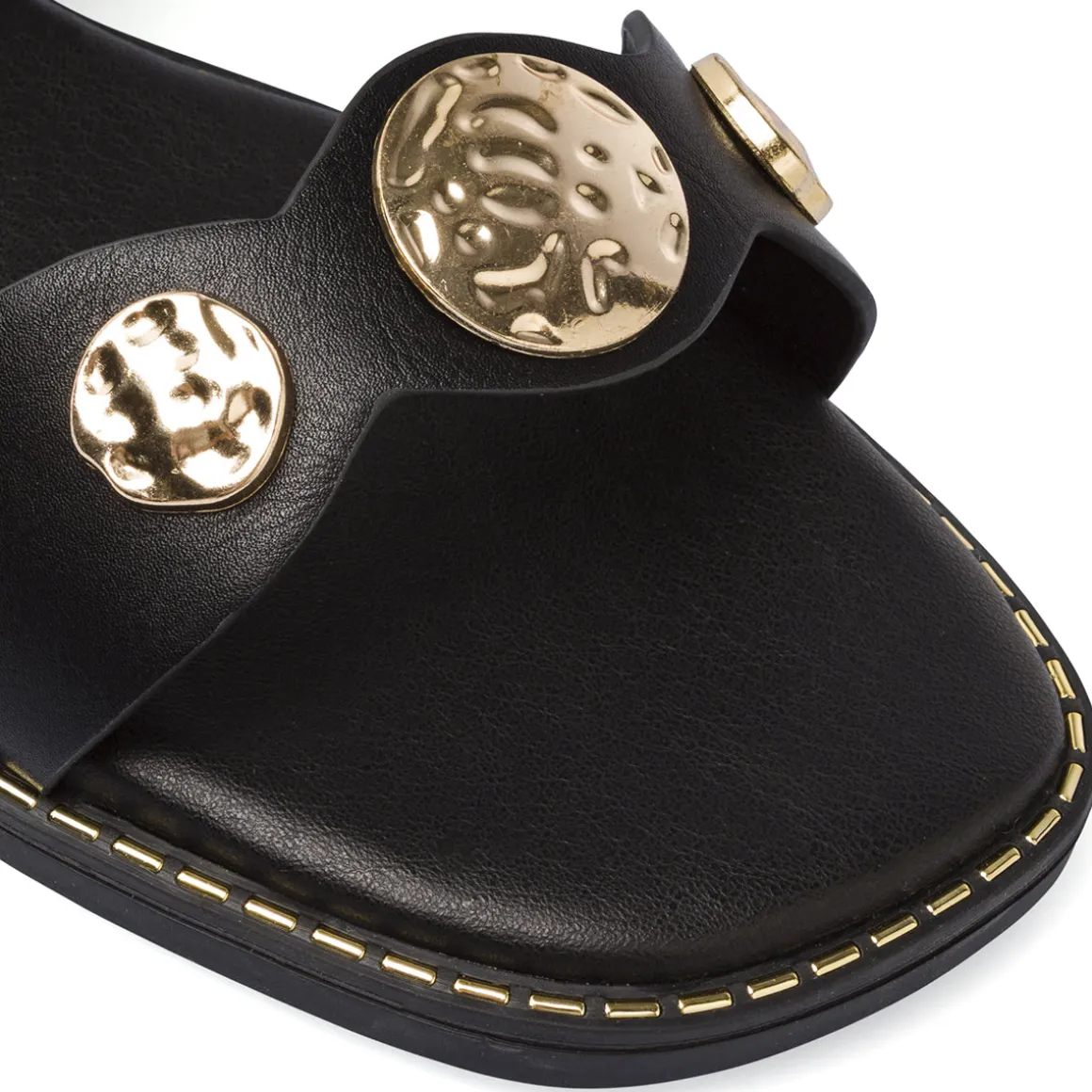 Sandali flat Neri Donna con dettagli medaglioni dorati Lora Ferres