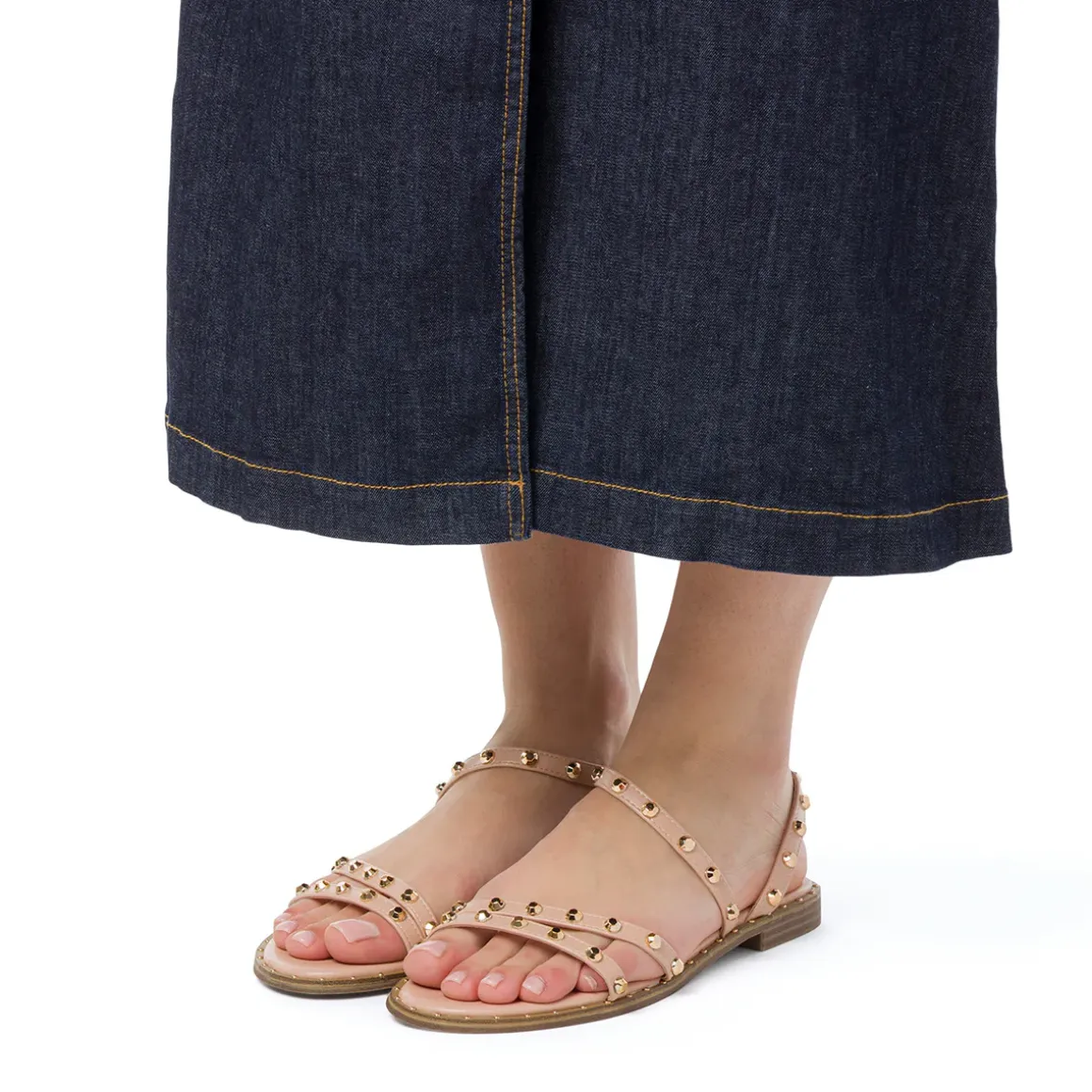 Sandali flat nude da Donna con dettaglio borchie Lora Ferres