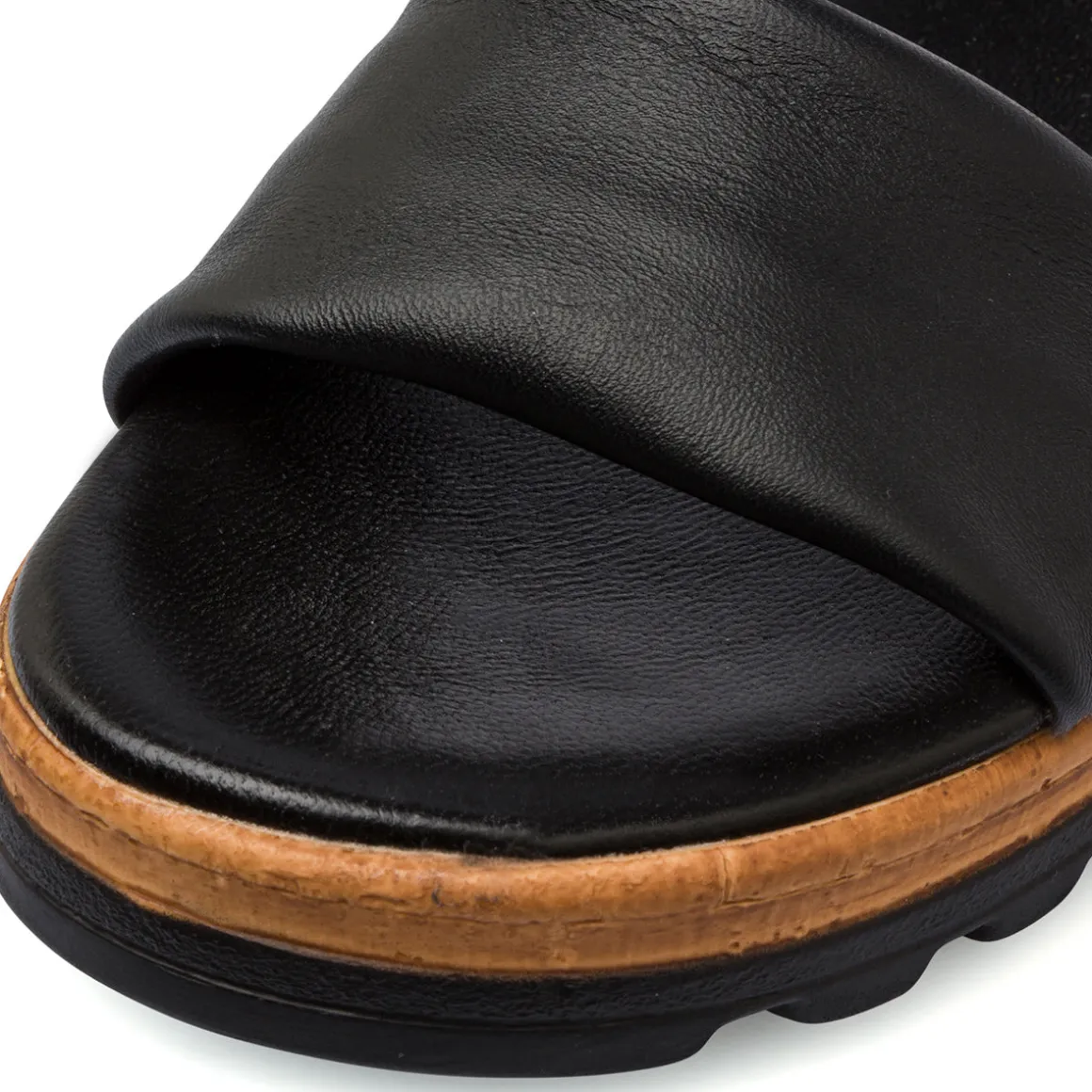 Sandali Neri da Donna in pelle con Cinturino e suola Platform Primopiano