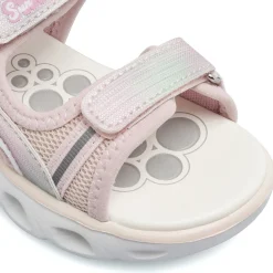 Sandali Rosa da Bambina con luci nella suola e dettagli a cuore Chicco