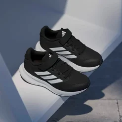 Scarpe Bambino Nere con Strappo e Cloudfoam adidas Runfalcon 5