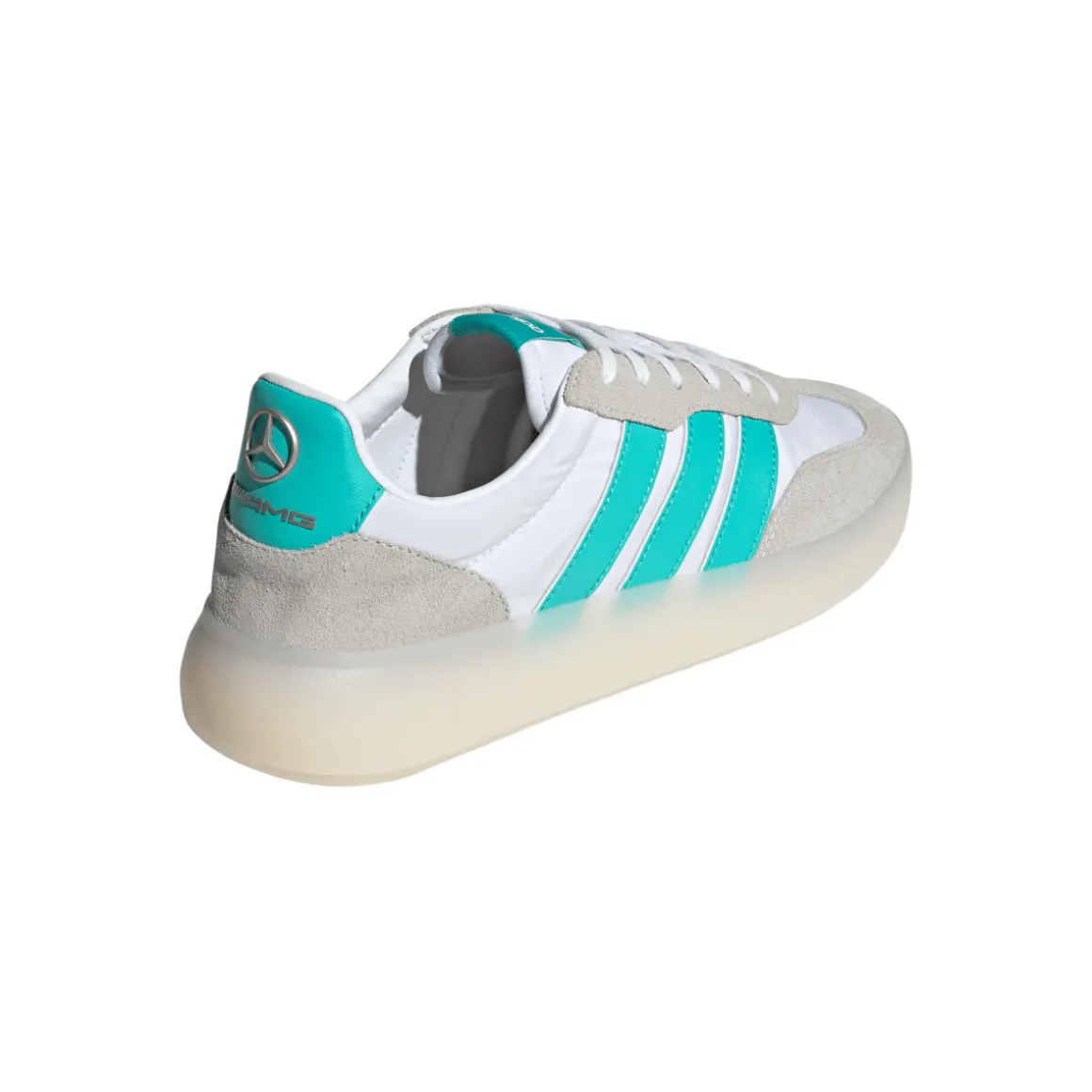 Scarpe Bianche con dettagli turchesi adidas x Mercedes-AMG Petronas F1 Team Barreda Decode