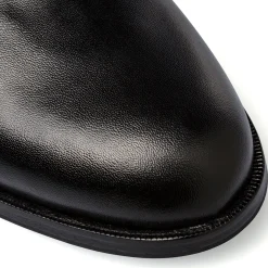 Scarpe Classiche Uomo Nere in pelle con cuciture Decorative Riflessi Urbani