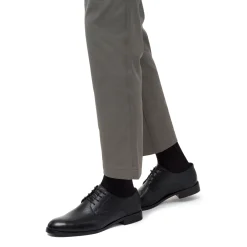 Scarpe Classiche Uomo Nere in pelle con cuciture Decorative Riflessi Urbani