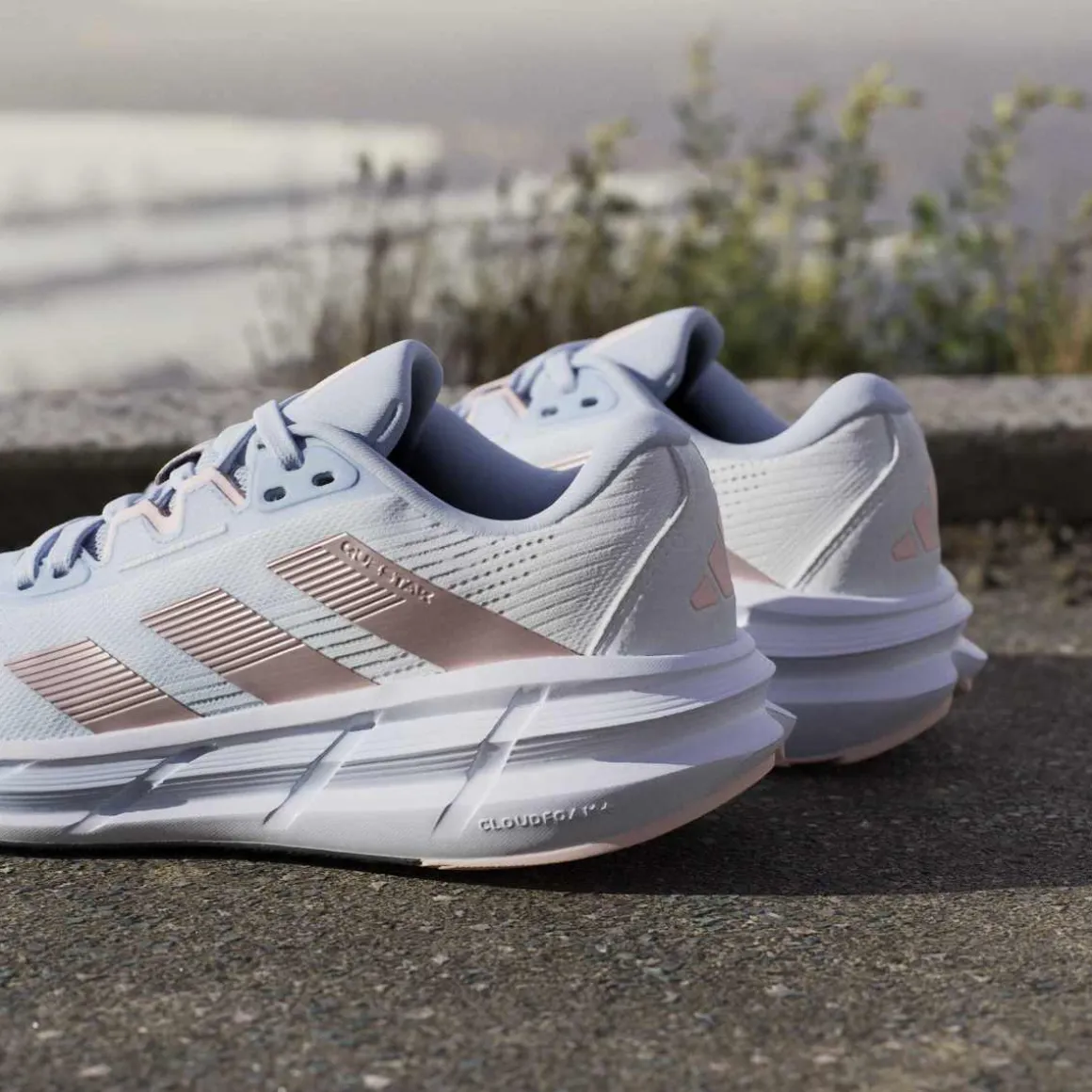 Scarpe da corsa su strada azzurre da Donna adidas Questar 3