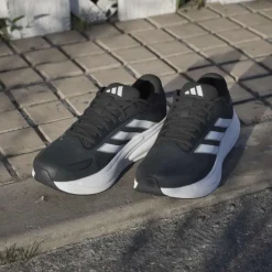 Scarpe da corsa su strada nere adidas Response 2 Cloudfoam da Uomo