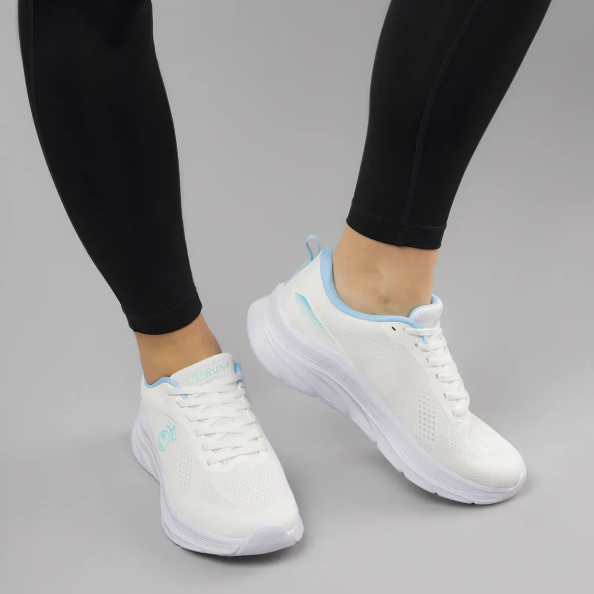 Scarpe da Running Donna bianche con dettagli azzurri GymRun