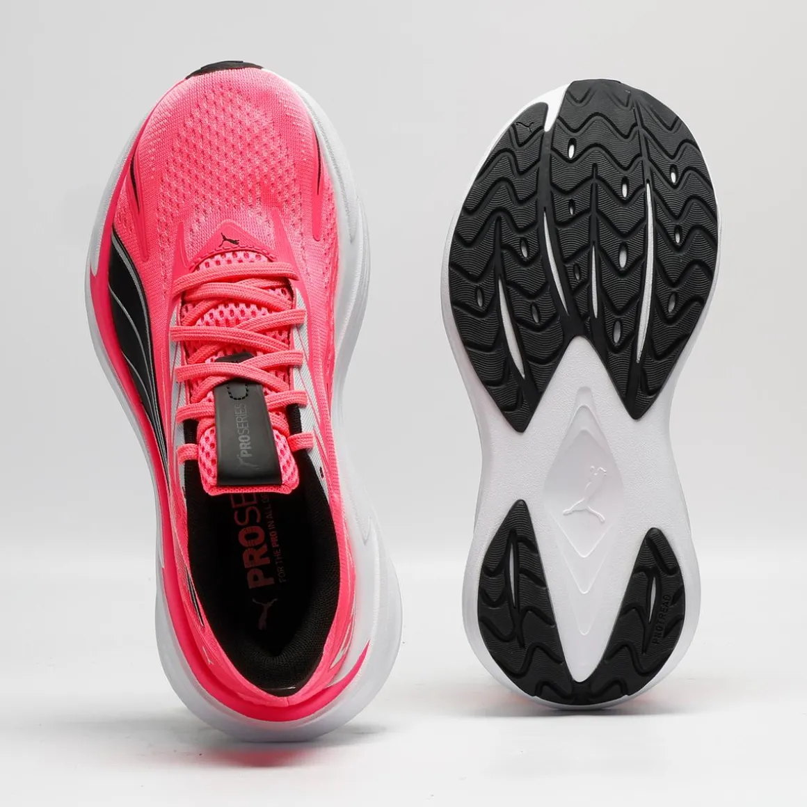 Scarpe da running donna Rosa Puma Maxima Pro con alta ammortizzazione