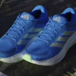 Scarpe da running uomo adidas Response 2 blu con intersuola Cloudfoam