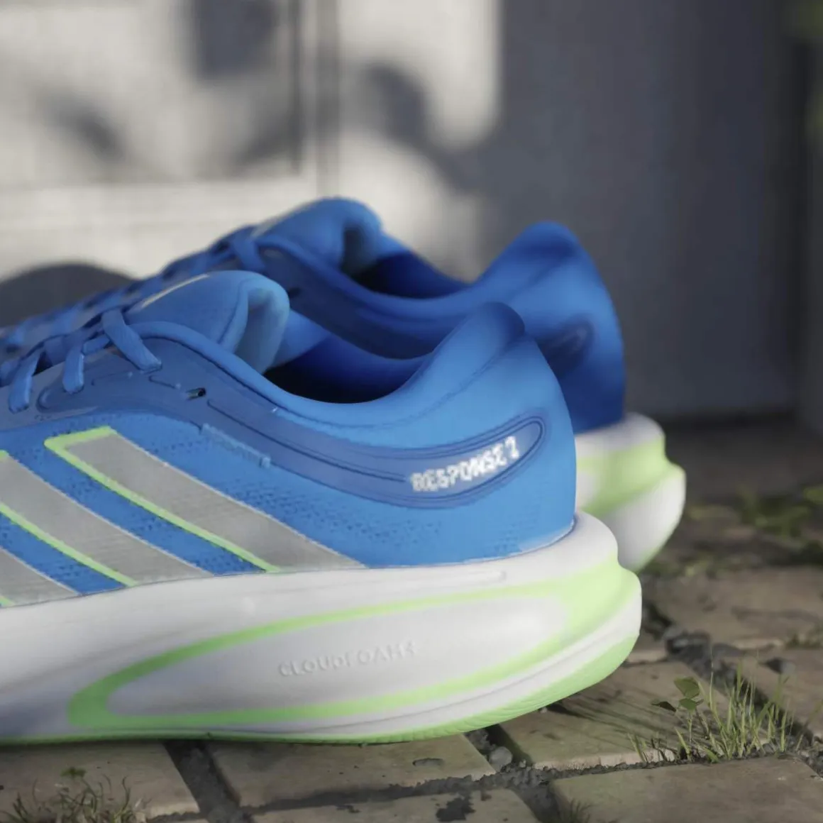 Scarpe da running uomo adidas Response 2 blu con intersuola Cloudfoam