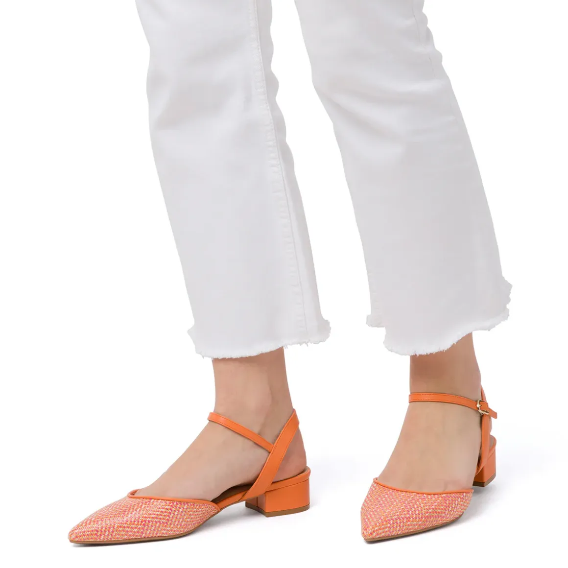 Scarpe slingback con tacco basso arancioni effetto rafia da Donna con cinturino Lora Ferres