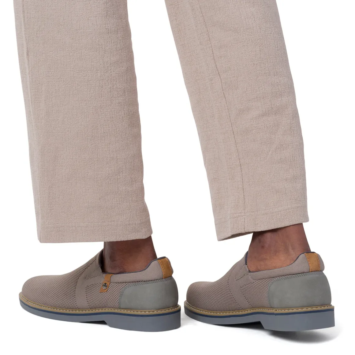 Scarpe slip-on da uomo in tessuto mesh grigio con dettagli in contrasto Riflessi Urbani