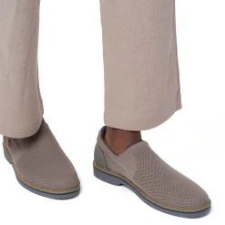 Scarpe slip-on da uomo in tessuto mesh grigio con dettagli in contrasto Riflessi Urbani
