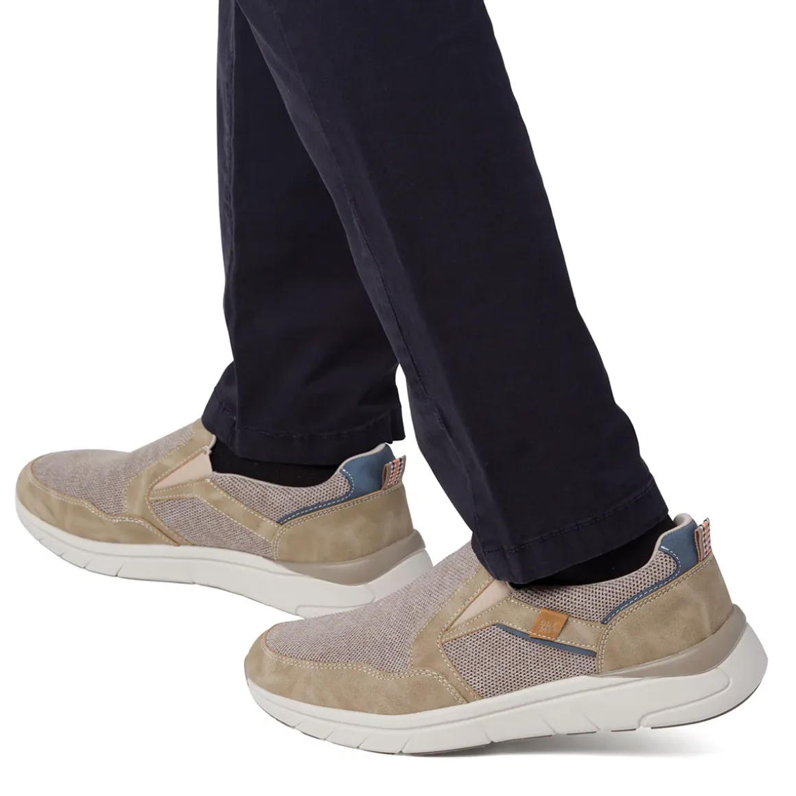 Scarpe slip-on uomo in tessuto beige traspirante con suola flessibile Glams