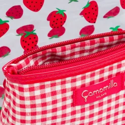 Set Beauty Case rosso con stampa fragole Camomilla Milano