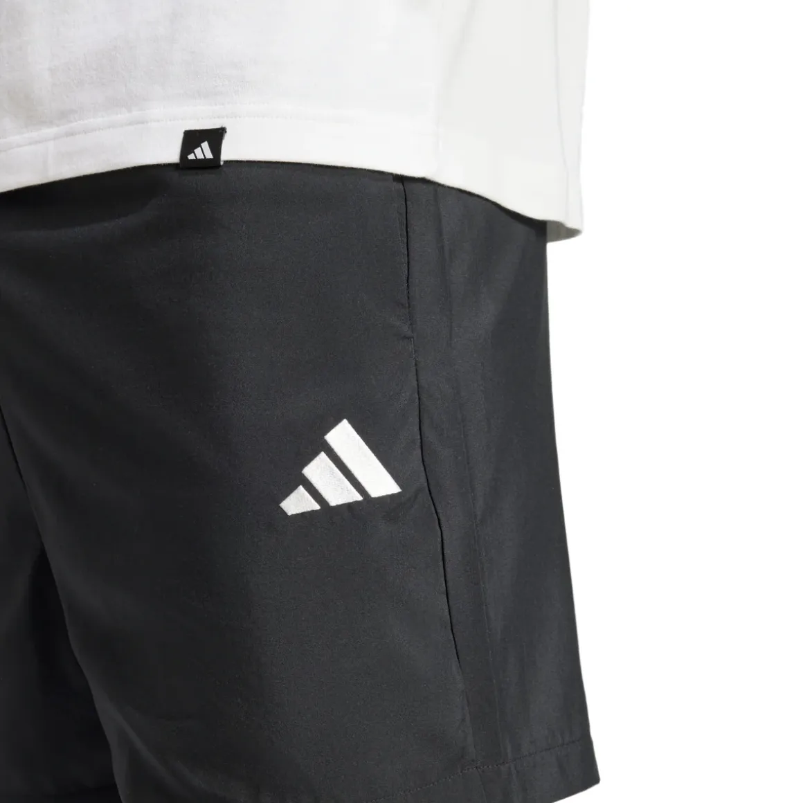 Shorts neri da Uomo sportivi con logo e vita elastica adidas