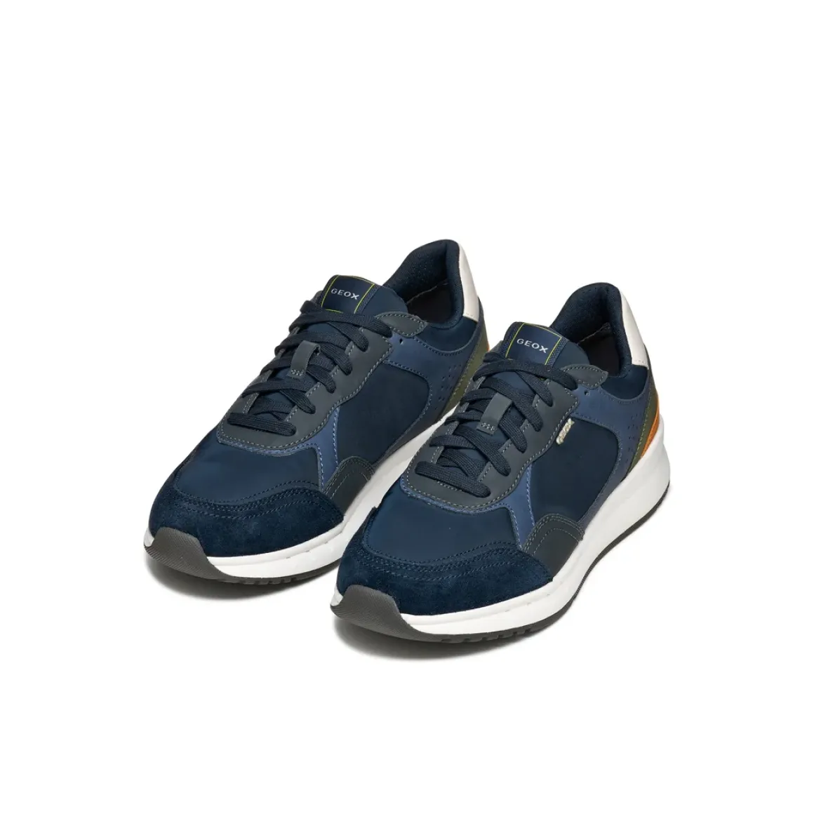 Sneakers azzurre Uomo con suola traspirante effetto scamosciato Geox