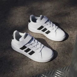 Sneakers bianche da Bambino con logo nero adidas Grand Court 3.0