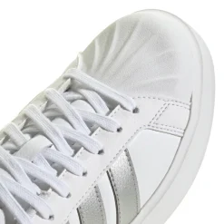 Sneakers bianche da Donna con dettagli argento adidas STREETTALK