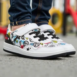 Sneakers bianche da Ragazzo con stampa graffiti Space Boy