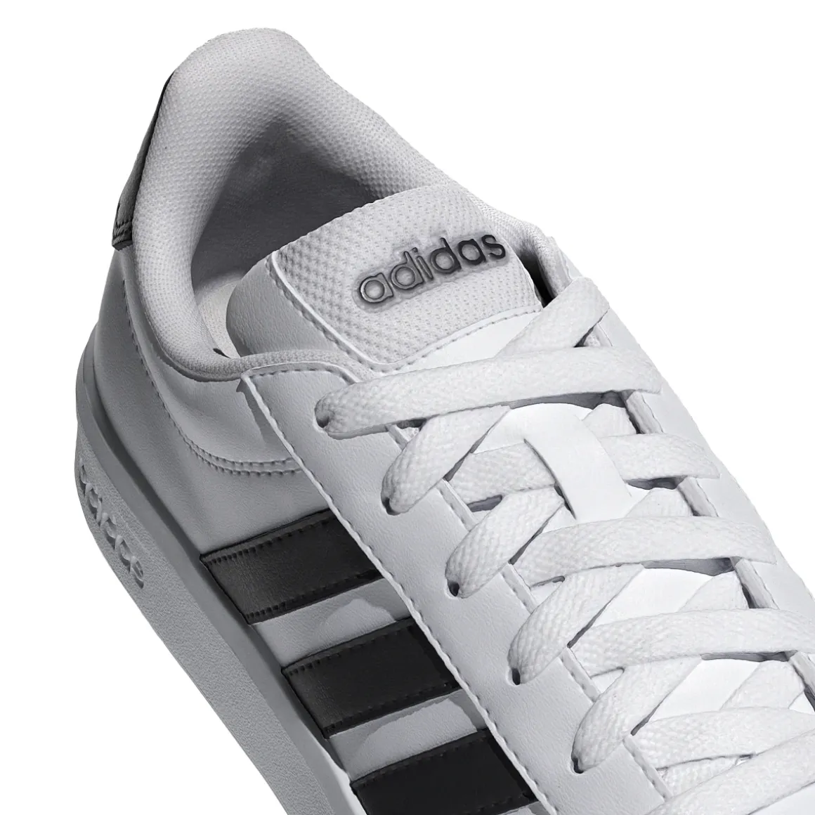 Sneakers bianche da Ragazzo con inserti neri adidas GRAND COURT 3.0