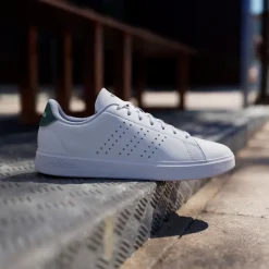 Sneakers bianche da Uomo adidas Advantage 2.0 con dettagli traforati