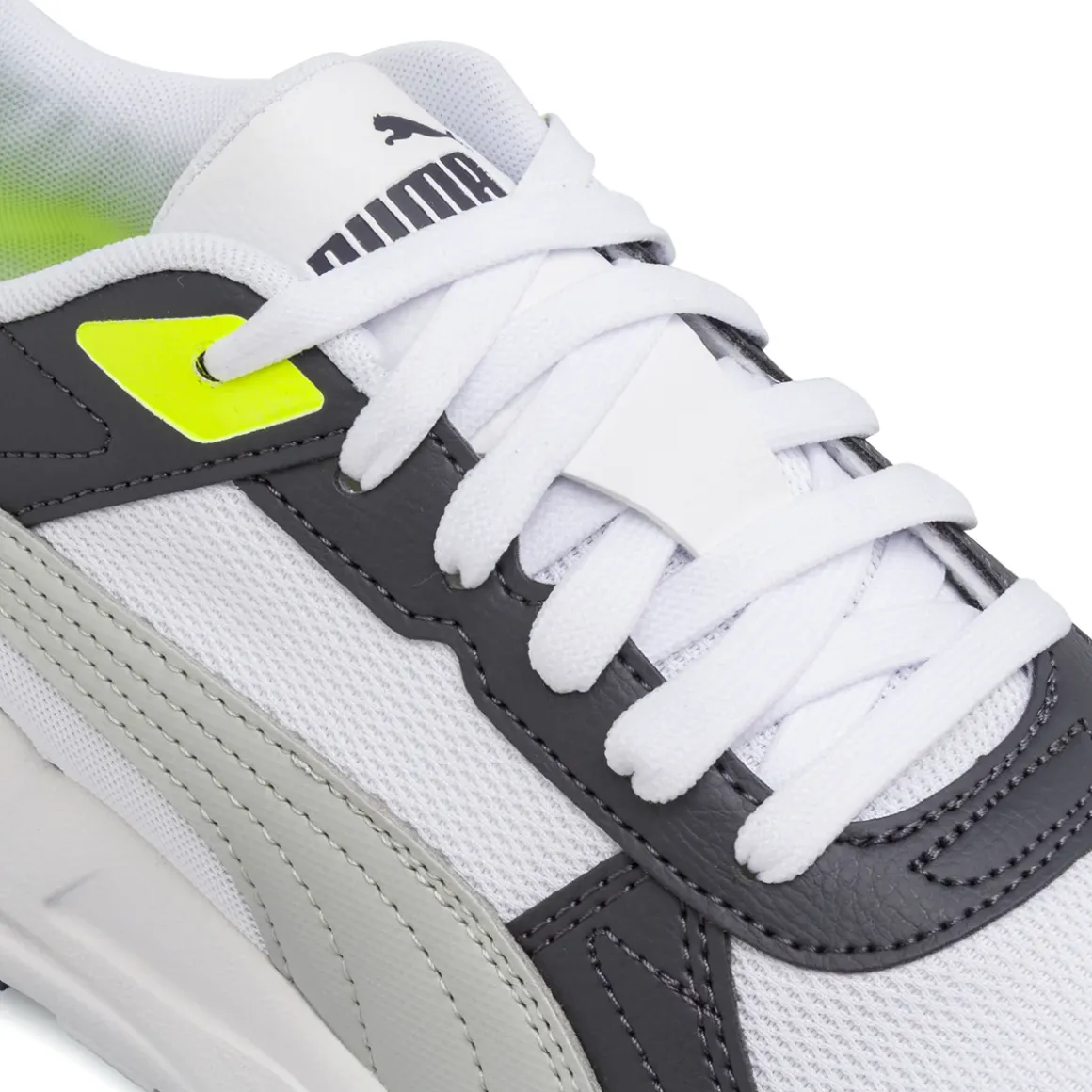 Sneakers bianche da Uomo con dettagli grigi e giallo Puma Trinity 2