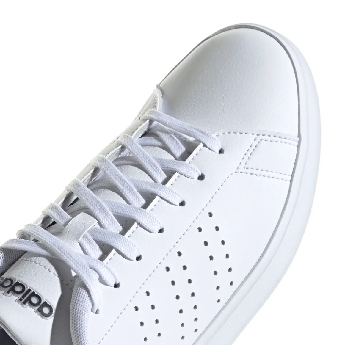 Sneakers bianche Unisex con dettagli logo traforati laterali adidas