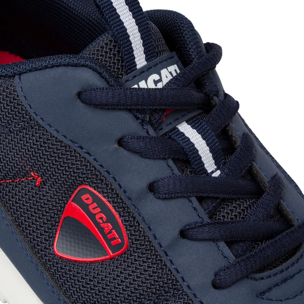 Sneakers blu da ragazzo con dettagli rossi e logo Ducati