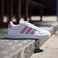 Sneakers da ragazza bianche adidas Grand Court 3.0 con dettagli rosa