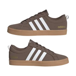 Sneakers da Uomo marroni con iconico logo bianco adidas VS PACE 2.0