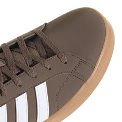 Sneakers da Uomo marroni con iconico logo bianco adidas VS PACE 2.0