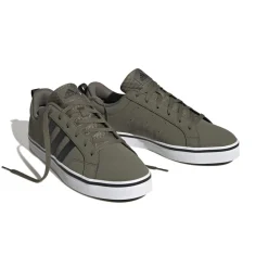 Sneakers da uomo verdi con strisce a contrasto adidas VS Pace 2.0
