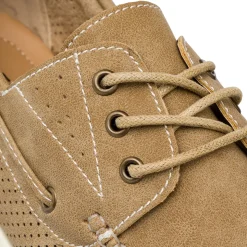 Sneakers marroni da Uomo con dettagli traforati Riflessi Urbani