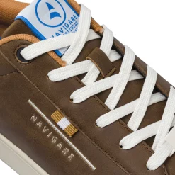 Sneakers marroni da Uomo con dettagli in contrasto Navigare
