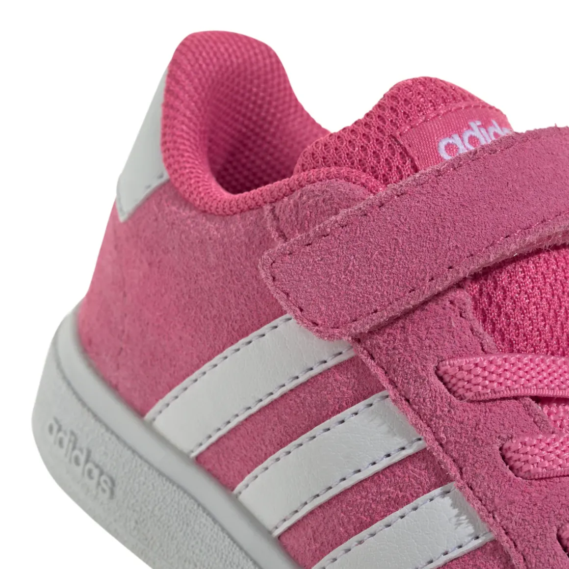 Sneakers Sportive Bambina Rosa effetto scamosciato con strappo adidas