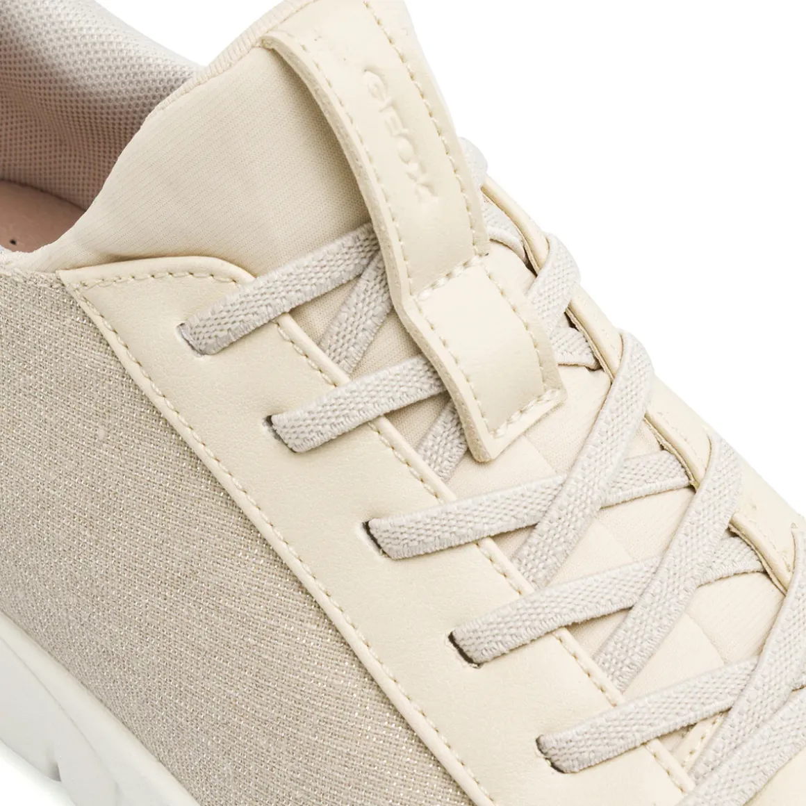 Sneakers taupe da Donna con suola traspirante Geox Flextride Plus